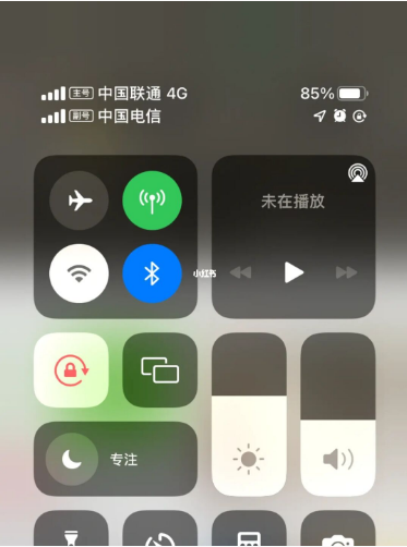 阳新苹果手机维修分享iPhone双卡信号解决办法 