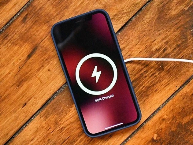 阳新苹果手机维修分享iPhone 12可以随便充电吗 